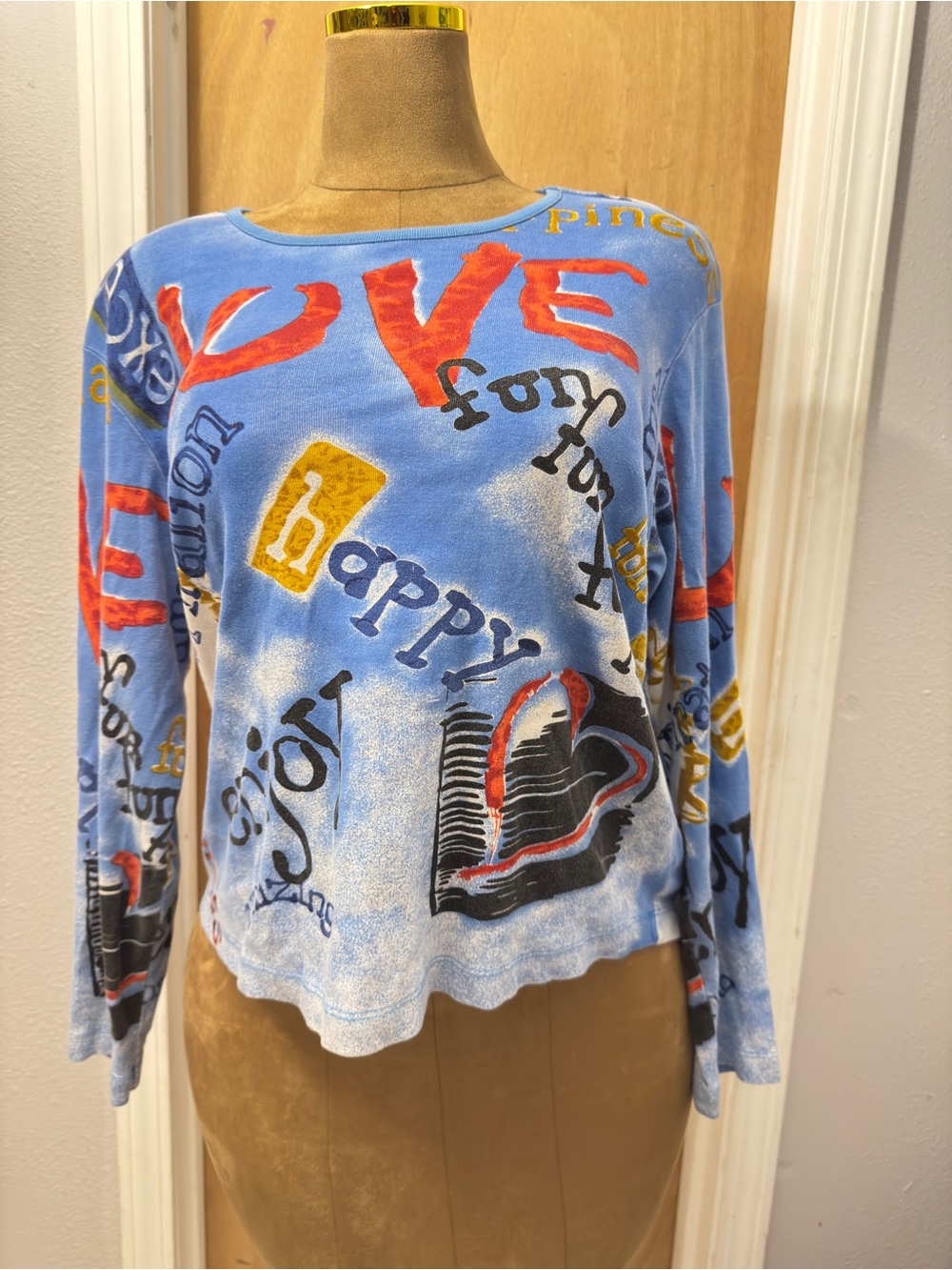 Rare Chico's by Design Multicolor Long Sleeve Graffiti Graphic Tee Sz 3 or XL 16